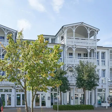 Urlaub Auf Ruegen Nahe Und Erlebnisbad *